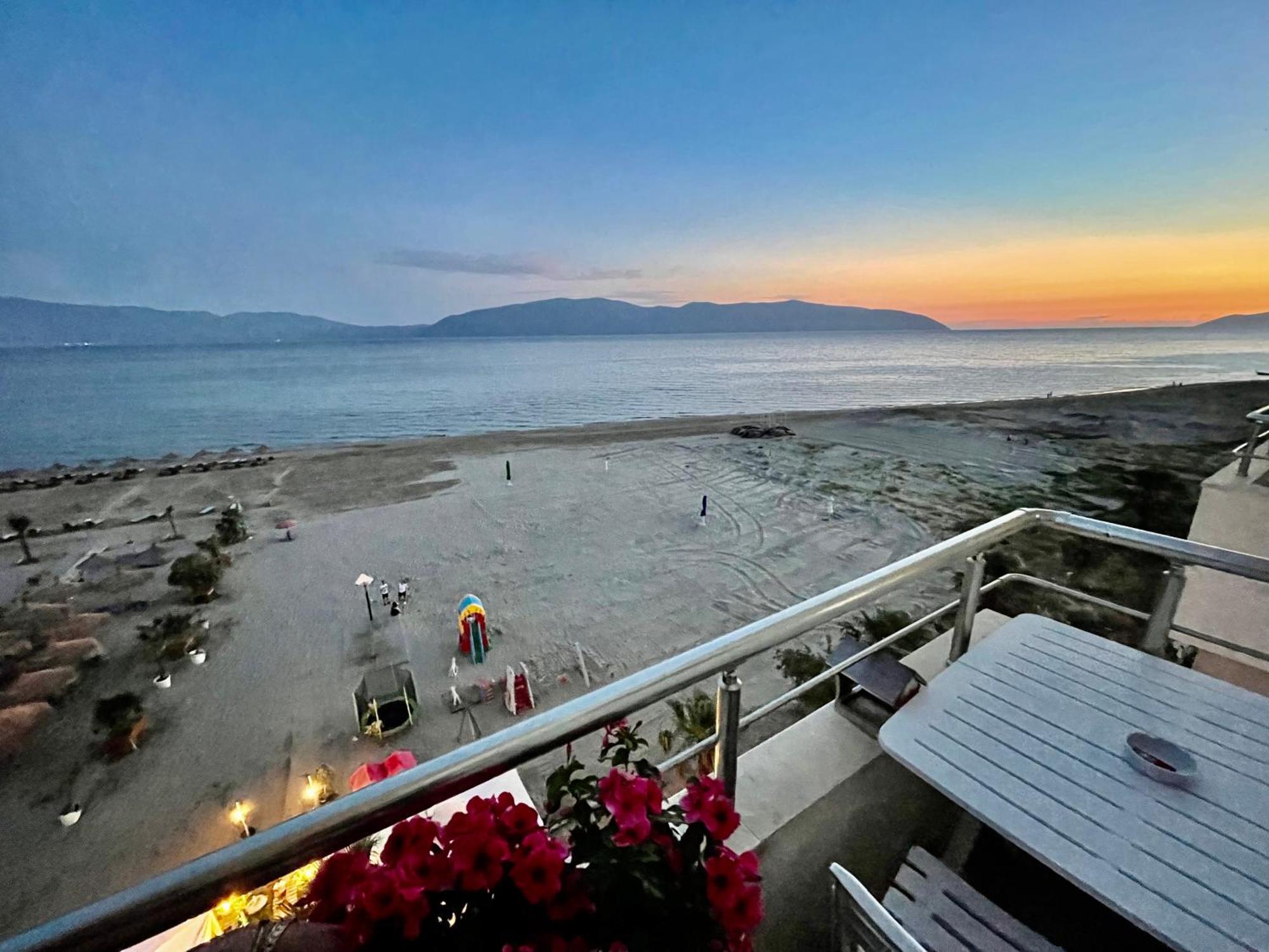 Seaview Apartments Rental Vlore Ruang foto